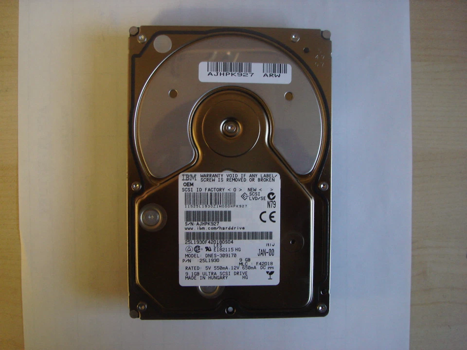 25L1930, IBM 9.1GB HDD 80-PIN SCSI 7200 RPM  - Image 1 of 4