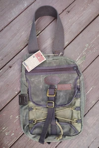 Frost River Waxed Canvas Jay Cooke Sling Pack Bag NWT Duluth, Minnesota USA - Picture 1 of 10