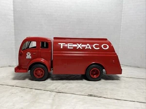 Texaco 1949 White Tilt Cab Tank Truck Locking Bank Die Cast - Picture 1 of 14