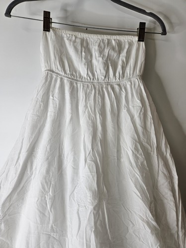 UNDERCOVER Maxi abito Victorias Secret ricamato esclusivo bianco spiaggia senza spalline tasche M