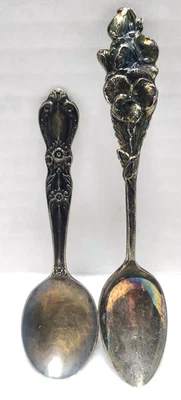 Lote De Colección De 2 Cucharas De Plata Reed Barton y Roger Bros 15 Foto 1 de 4