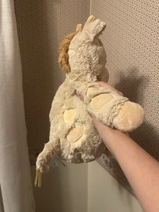 Douglas Baby Soft Beige Giraffe Plush Stuffed Animal Satin Feet Sewn Eyes 14” - Picture 1 of 5