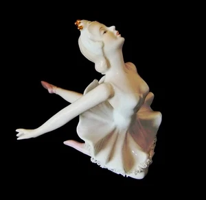 Vintage Porzellan Ballerina Figur Uniart Made in 70er Jahre Taiwan: Wallendorfer Stil - Bild 1 von 13