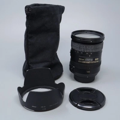Nikon AF-S DX NIKKOR 18-200mm f/3.5-5.6G ED VR II Lens -- Filter Thread Crack - Image 1 of 4