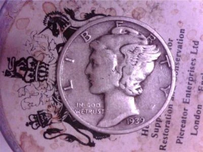1939 Dime Lamination ? Spitting Lady - D-5 - Aliz - Image 1 of 3