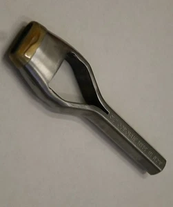 C S Osborne 400-1 Oblong Punch 11/16" X 3/16" - Picture 1 of 1