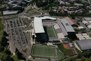 Husky Stadium, University of Washington, Seattle, College Football WA - Postcard - Picture 1 of 2