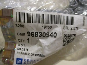 GM OEM-Side Marker Light Lamp Right 96830940 - Picture 1 of 1