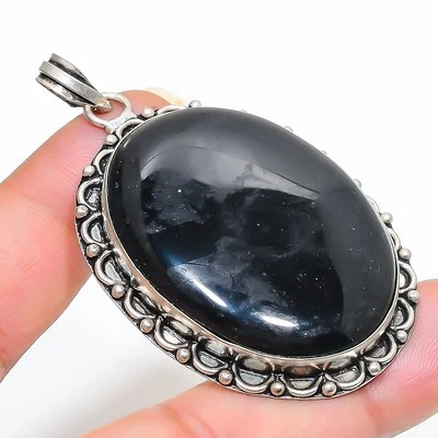 Colgante de piedras preciosas de forma ovalada de ónix negro hecho a mano joy... - Imagen 1 de 4