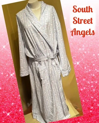 BATA LARGA DE FRANELA CON FLORES CORAZONES TIROLESES AZULES LANZ OF SALZBURG ~ TALLA 3X Foto 1 de 4