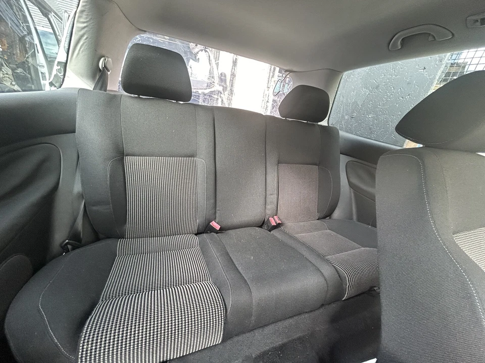 VOLKSWAGEN GOLF MK4 1998-2004 3 DOOR REAR SEATS WITH HEADRESTS GREY BLACK CLOTH - Image 1 of 1