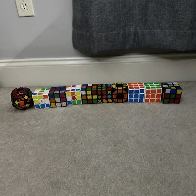 Lot of 10 puzzles and cubes - Image 1 of 4