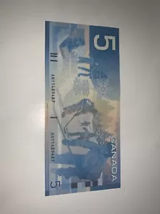 rare 2002 Paper $5 Canadian bill - Picture 1 of 2