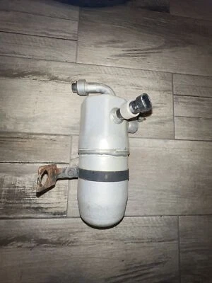 2000 - 2014 CHEVY SILVERADO GMC A/C ACCUMULATOR DRYER CANISTER PN:15200848 - Image 1 of 4