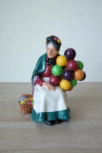 Vintage Royal Doulton "OLD BALLOON SELLER" HN 1315 Figurine Porcelain Statue - Picture 1 of 5