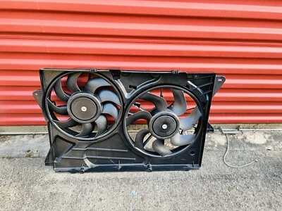 Ford Explorer Front Radiator Cooling Fan Assembly 2013-2019 OE 6010274 - Image 1 of 4