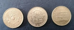 ITALY 1992 - 4 - 6 LOT OF 3 COINS , 200 LIRE A/UNC - Picture 1 of 2