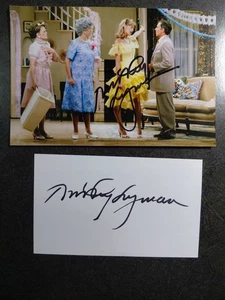 DOROTHY LYMAN como NAOMI firmado a mano. Foto y tarjeta autógrafa 4X6 - FAMILIA DE MAMÁ - Imagen 1 de 4
