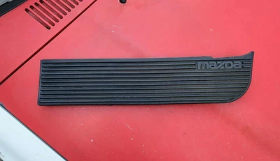 1987-93 Mazda B2200 B2600I 2/4WD Truck OEM Rear Bumper-Step Pad Right #UB3950240 - Image 1 of 4