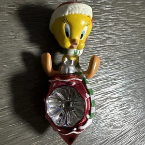 Vintage Hallmark KEEPSAKE Ornament Christmas TWEETY BIRD Looney Tunes 2002 - Picture 1 of 3