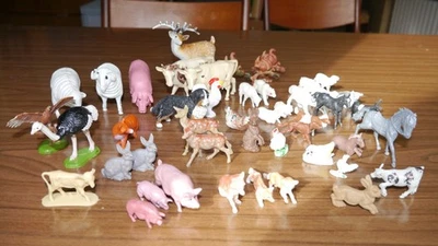 Konvolut 50 Tiere aus Kunststoff/ Bauernhof /Vintage/bespielt/2 Größen/Kuh Schaf - Bild 1 von 4