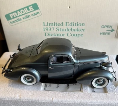 1/24 Danbury Mint Limited Edition 1937 Studebaker Dictator Coupe - Image 1 of 4