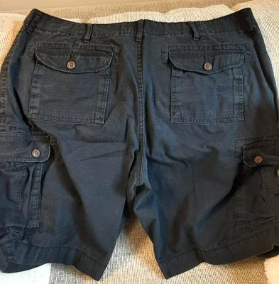 Arizona Men Black Cotton Classic Fit Cargo Shorts Size 38 - Image 1 of 4