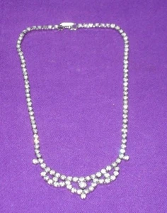 PRECIOSO COLLAR GARGANTILLA ART DECO AURORA BOREAL CRISTAL Y CROMO VINTAGE - Imagen 1 de 6
