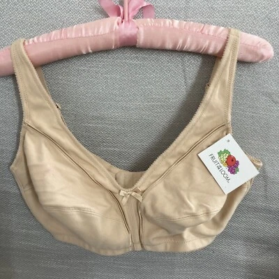 Fruit of the Loom Women's Cotton Stretch Extreme Style 96825 Nude Back Closure - Image 1 of 4