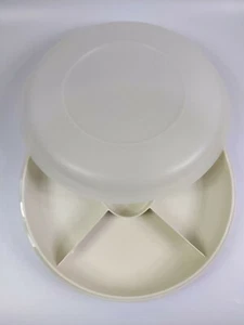 Tupperware #1708-5 Serving Tray Fruit / Veggie Snack Dish with Lid - Picture 1 of 5