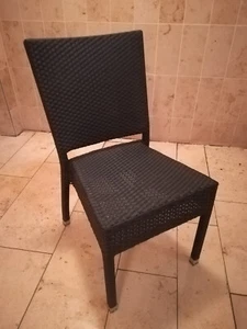 10 Polyrattan Stühle anthrazit ohne Armlehne Gastro - Bild 1 von 3