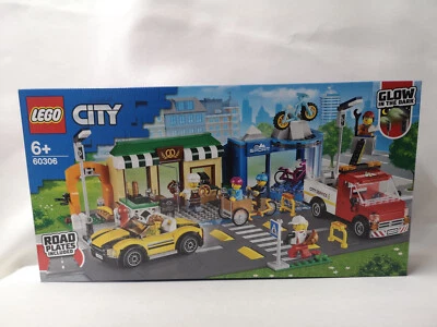 LEGO CITY 60306-La rue commerçante- Neuf et scellé - Photo 1/4