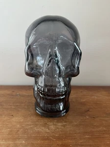 Vidrios San Miguel Recycling Glas Totenkopf Glas - Rauchgrau - 10,5" hoch - Spanien - Bild 1 von 8