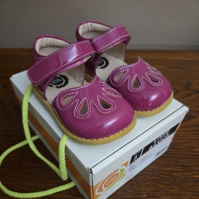 Nuevo Niñas Livie & Luca Clásico Pétalo Mary Jane Niño Pequeño Talla 5 Cuero Fucsia  Foto 1 de 4