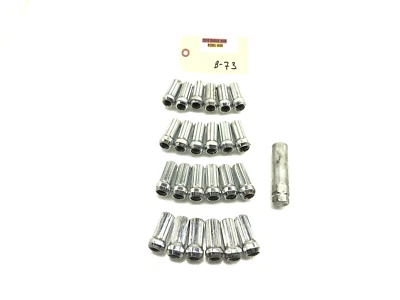 2014-2024 RAM 1500 2500 3500 JUEGO DE BLOQUEO DE TUERCAS DE RUEDA X24 CON TOMA DE LLAVE. Foto 1 de 4