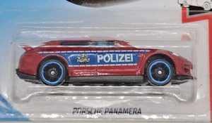 Hot Wheels Porsche Panamera Rot. HW Rescue 10/10. 100/250 - Bild 1 von 3