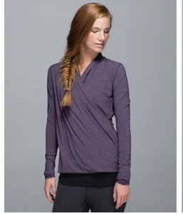 Lululemon Radiant Gr. XS Wickeltop Langarm lila meliert bordeaux Drama - Bild 1 von 9