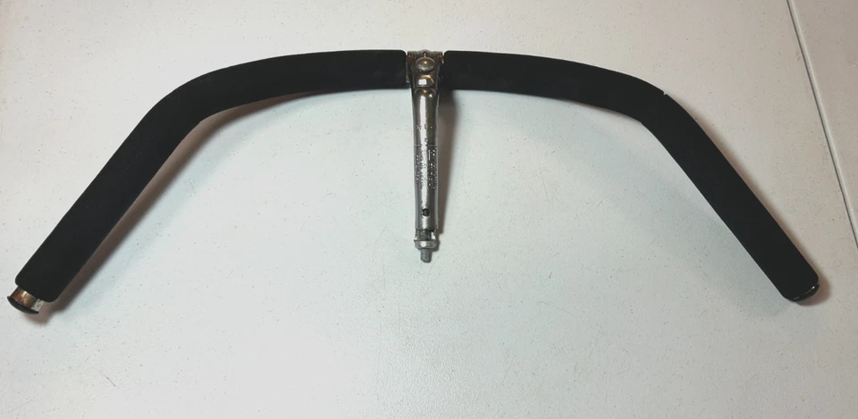 Pieza de bicicleta vintage de 26" J.C. Higgins años 60: manillar y potencia Foto 1 de 4