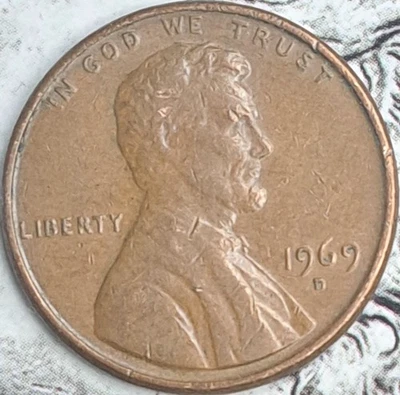 1969-D Lincoln Cent floating-roof on Reverse Side, Mint Mark Error See Pics. - Image 1 of 4