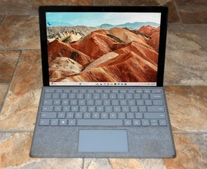 Microsoft Surface Pro 6 - Intel i5-8350U Quad-Core, 8GB RAM, 256GB SSD, Teclado - Imagen 1 de 10