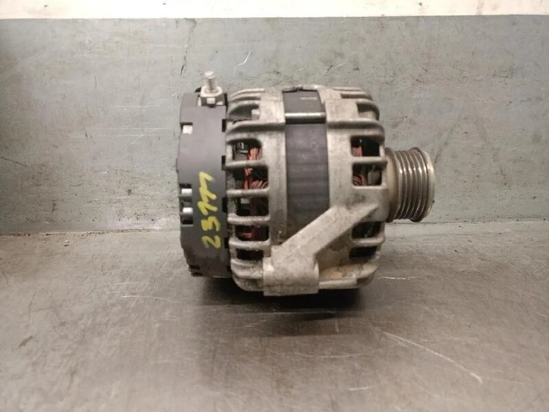 31419556 alternador para VOLVO XC70 II (136) D4 AWD 2007 5570392 - Immagine 1 di 4
