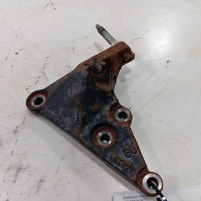 Toyota Prius C Engine Motor Mount Right Passenger  2017 2016 2015 2014 2013 - Image 1 of 4