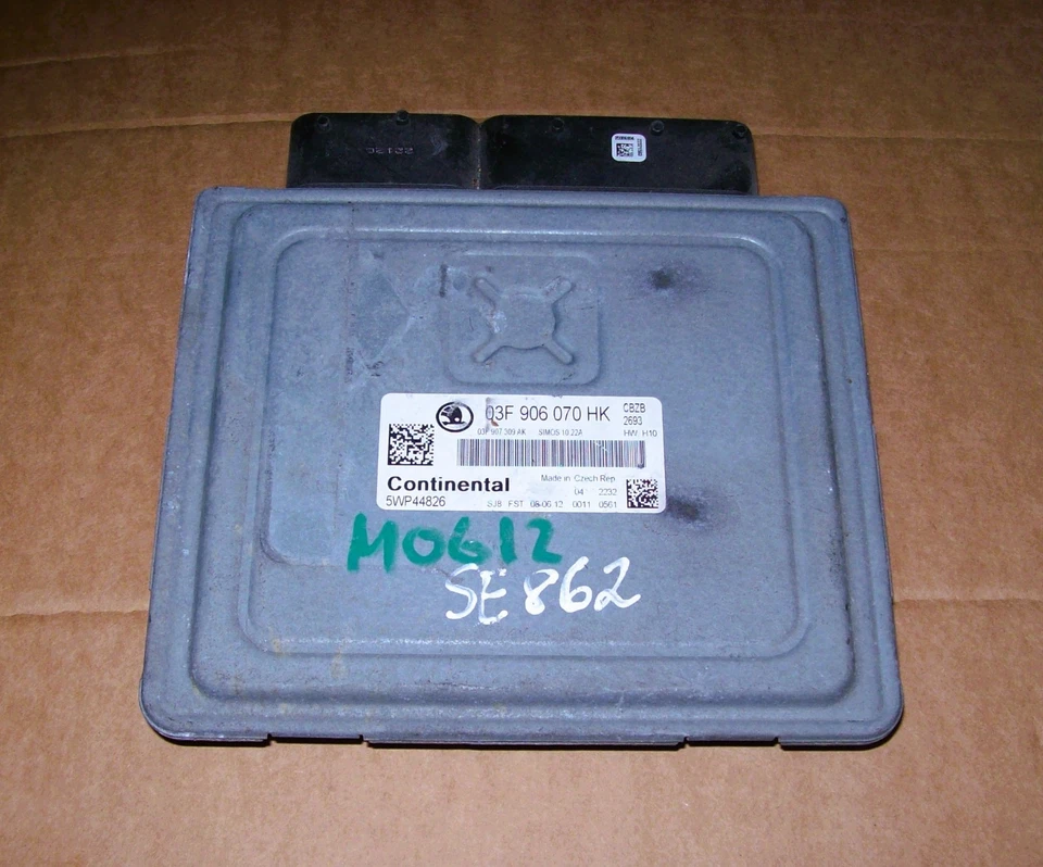 Centralina motore Skoda Fabia II 1.2 TSI CBZB 03F906070HK 5WP44826 06-2012 - Immagine 1 di 1