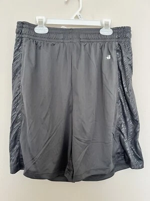 Nuevo pantalón corto ligero con bolsillos. Adulto pequeño. Gris con detalles laterales. Foto 1 de 4