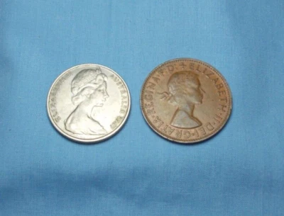 1961 Australia Penny Coin KM 56 Bronze, & 1967 20 Cent Coin KM 66 Copper/Nickle - Image 1 of 2