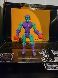 Hasbro Marvel Modellino Super Hero Mashers Goblin Verde 6" - Foto 1 di 2