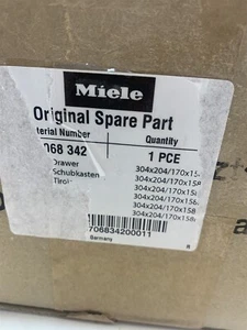 Miele Fridge - Freezer Drawer 304x204/170x158mm 7068342 - Picture 1 of 7