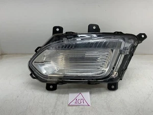 2016-2017 Chevrolet Malibu Driver Side Fog Light DRL OEM 9403707 - Picture 1 of 12