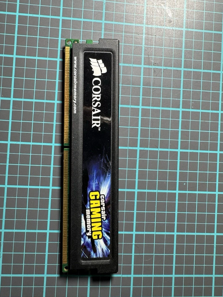 Corsair Gaming Memory CGM2X2G800 - Image 1 of 2
