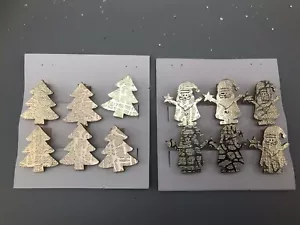 Christmas Xmas Card Hanging Santa & Tree Novelty Wooden Small Brown Pegs 6 Pack - Picture 1 of 12